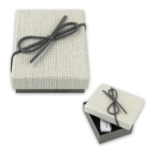 foto_okvir_zep_box_usb_firenze_white_7x9x3_(in_6,5x8,5x2,5)_cm_bx1w.jpg