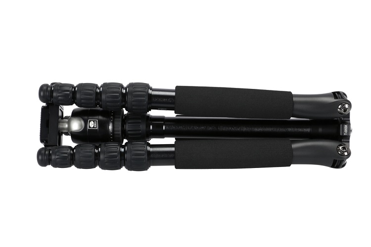 sirui_t-005sr_traveler_ultralight_-_stativ_alu___rn_z_glavo_b-00r_-_t05s-serija_4.jpg