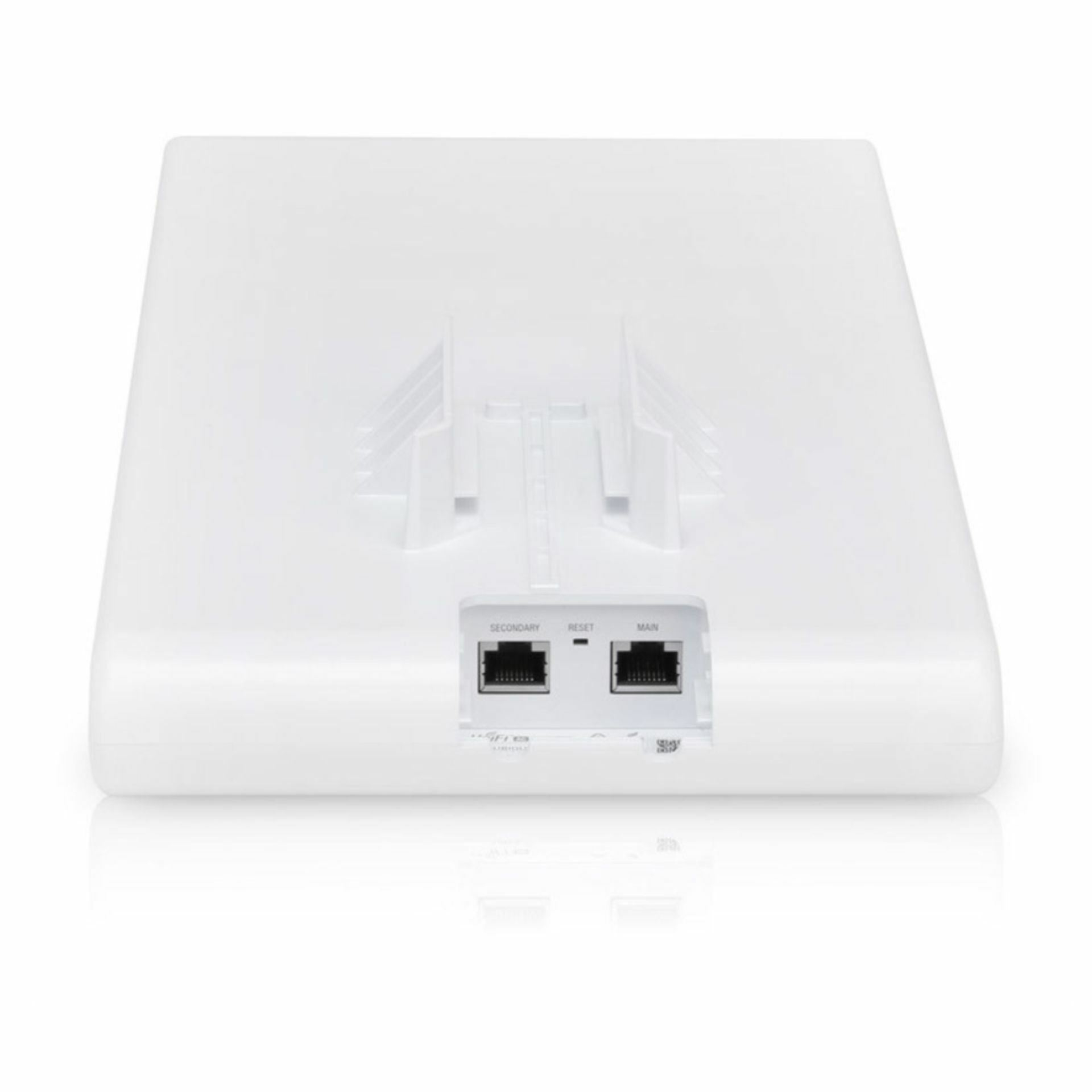 ubiquiti_dostopna_točka_wifi_ac_mesh_pro_poe_uap-ac-m-pro_3.jpg