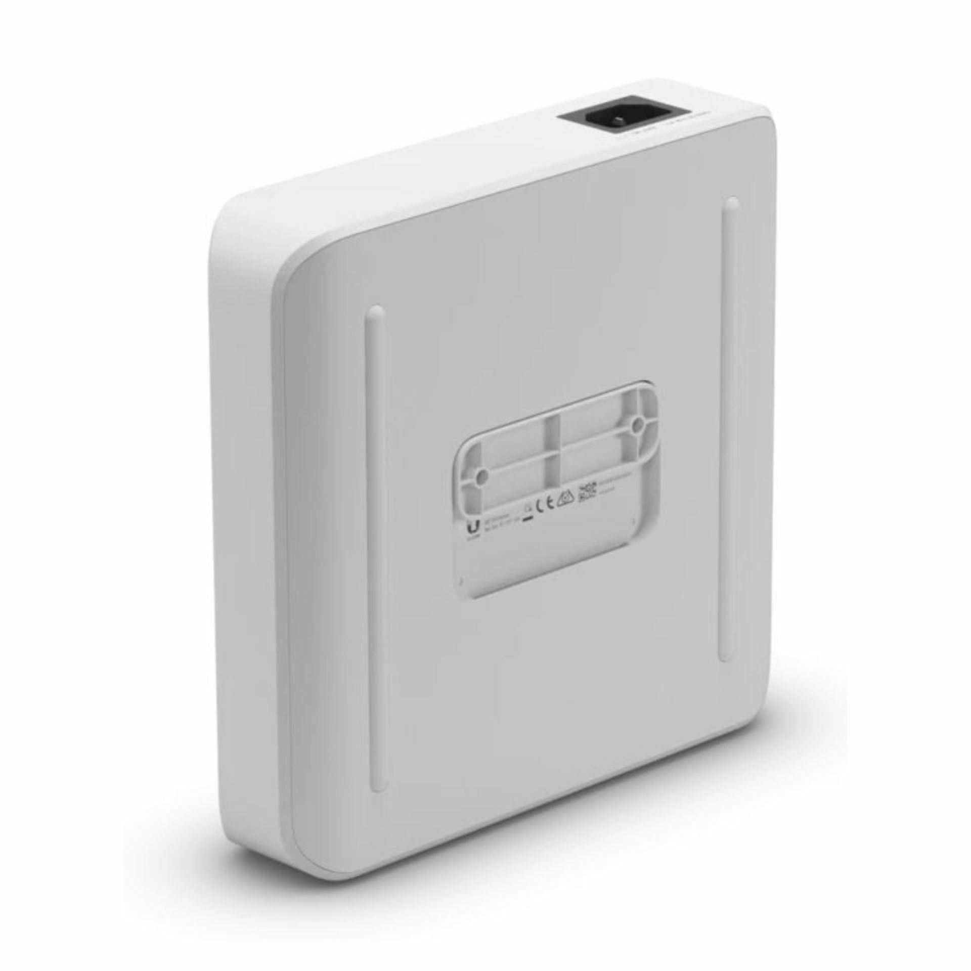 ubiquiti_stikalo_1g_16-port_8x_poe_45w_unifi_usw-lite-16-poe_3.jpg